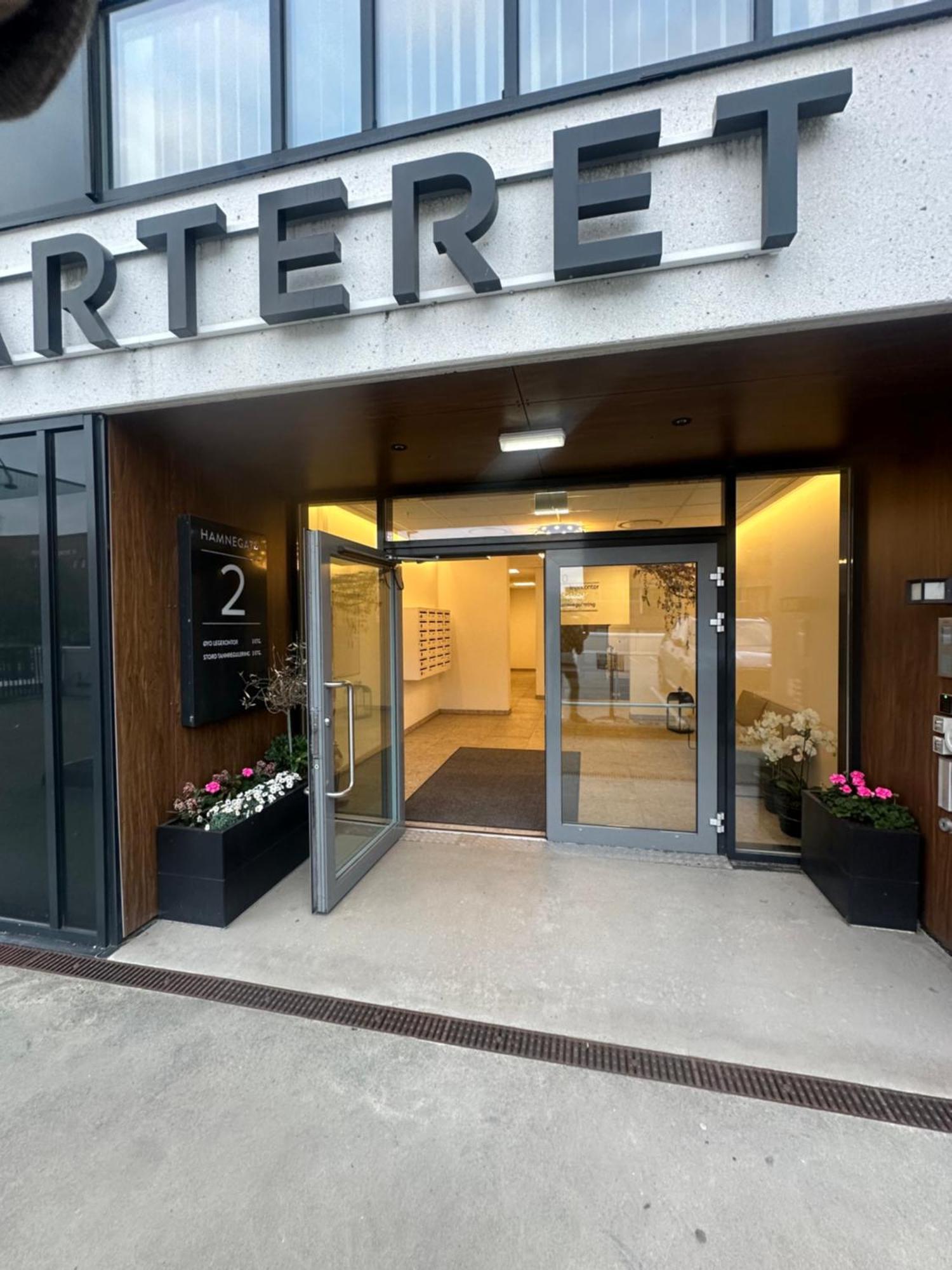 Moderne Leilighet ストード エクステリア 写真